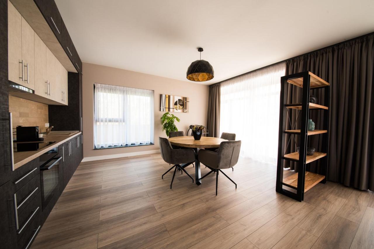 Biador Apartments Орадя Екстер'єр фото